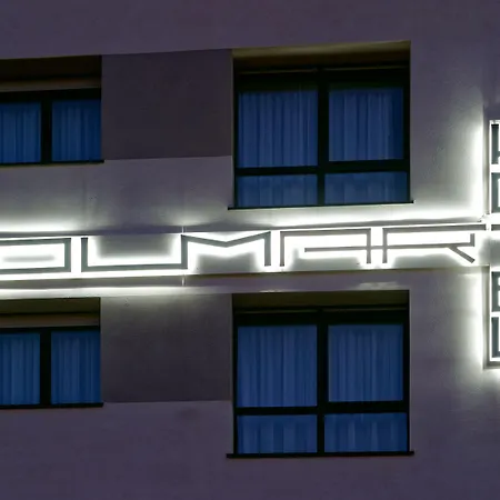 Отель Colmar Hotel 3*