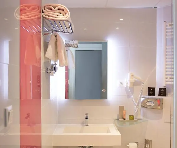 Отель Colmar Hotel Кольмар