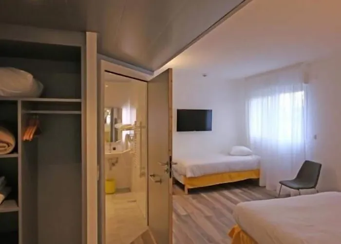 Colmar Hotel 3* Кольмар