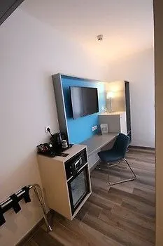 Отель Colmar Hotel Кольмар